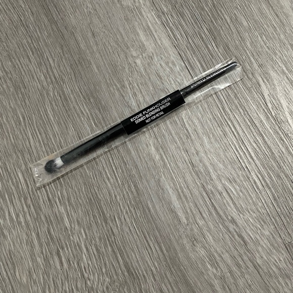 Eddie Funkhouser Domed Blending Brush - Picture 1 of 3